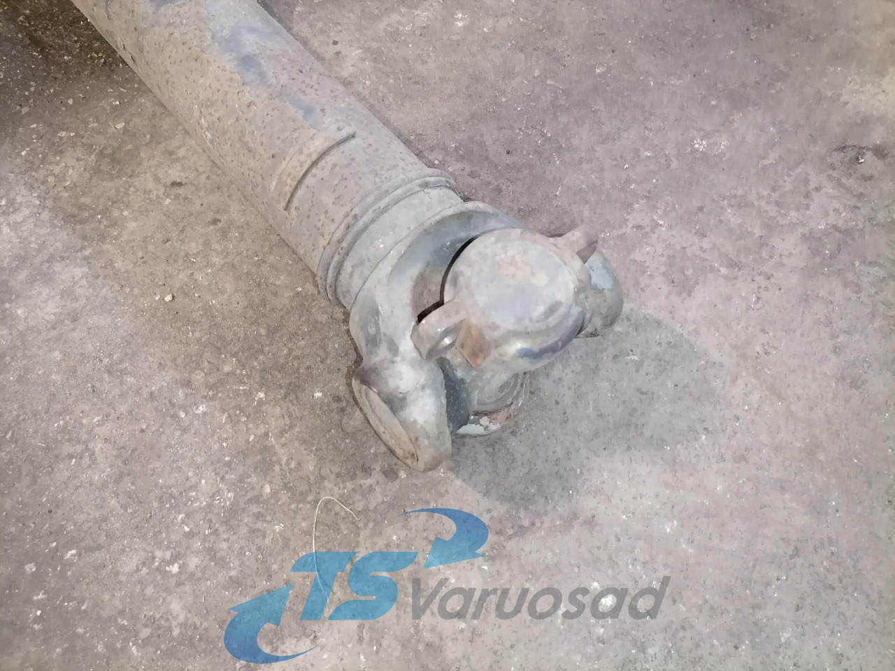 Scania Propeller shaft 1759163 - Propeller shaft for Truck: picture 2 Scania Propeller shaft 1759163 - Propeller shaft for Truck: picture 2