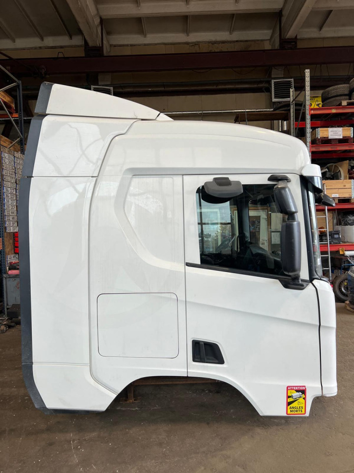 Scania Scania kabiin CR20N CR20N - Cab and interior for Truck: picture 4 Scania Scania kabiin CR20N CR20N - Cab and interior for Truck: picture 4