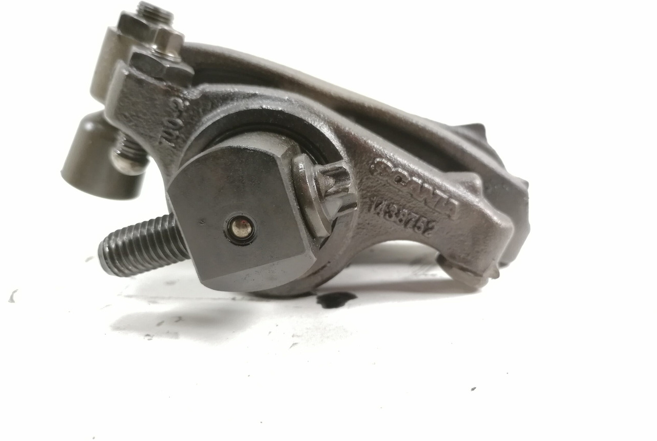 Scania Set of rockers with shaft 1520439 - Universal part for Truck: picture 4 Scania Set of rockers with shaft 1520439 - Universal part for Truck: picture 4
