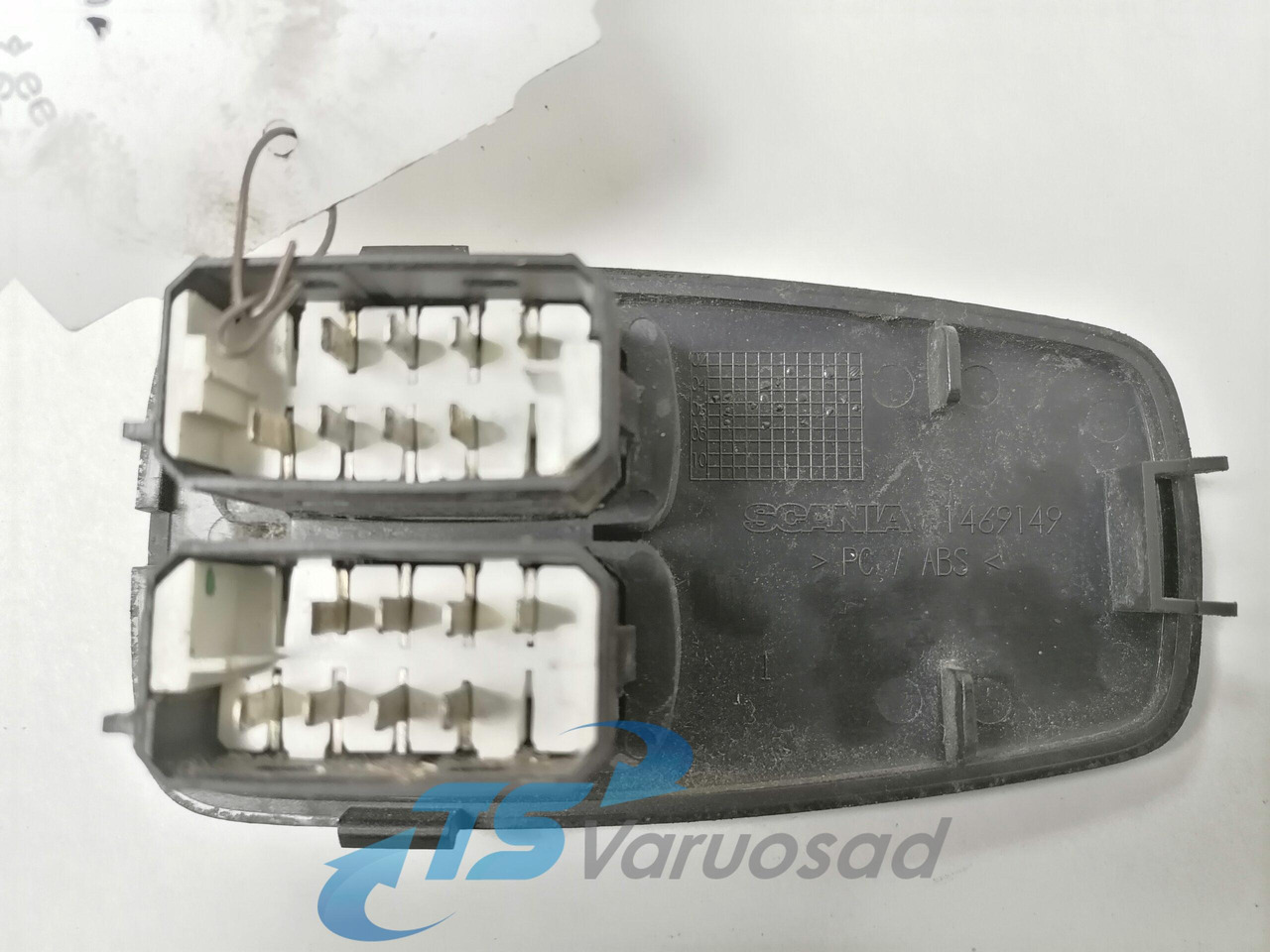 Scania switch 1469149 - Cab for Truck: picture 2 Scania switch 1469149 - Cab for Truck: picture 2