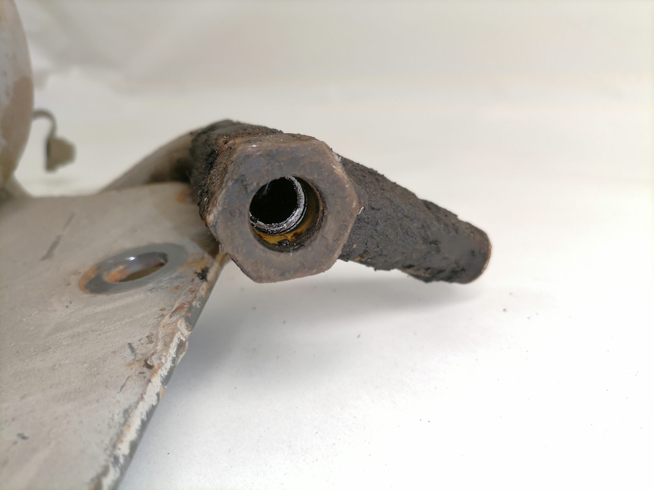 Volvo Air dryer 21620172 - Brake valve for Truck: picture 5 Volvo Air dryer 21620172 - Brake valve for Truck: picture 5