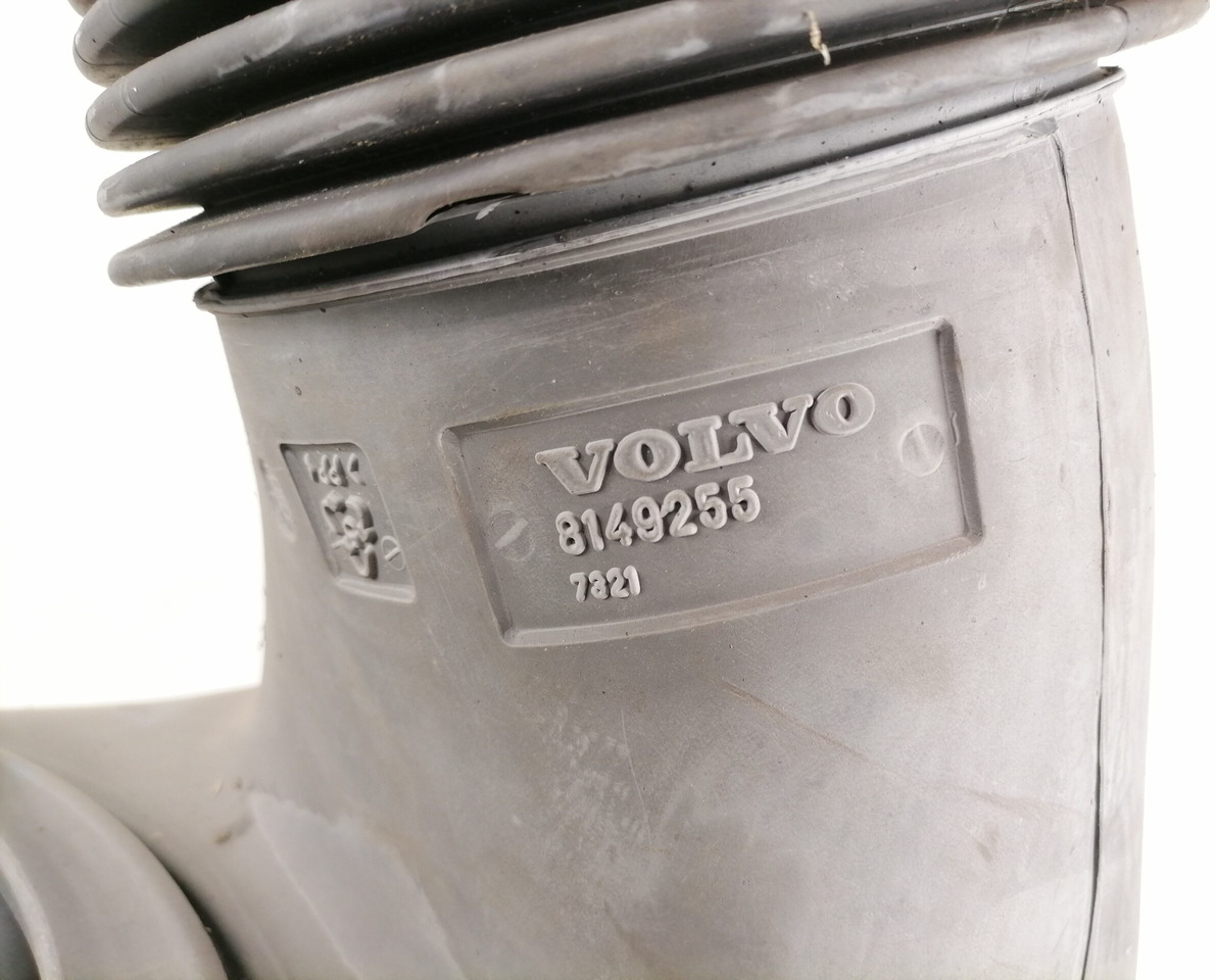 Volvo Air filter housing 1675142 - Air intake system for Truck: picture 3 Volvo Air filter housing 1675142 - Air intake system for Truck: picture 3