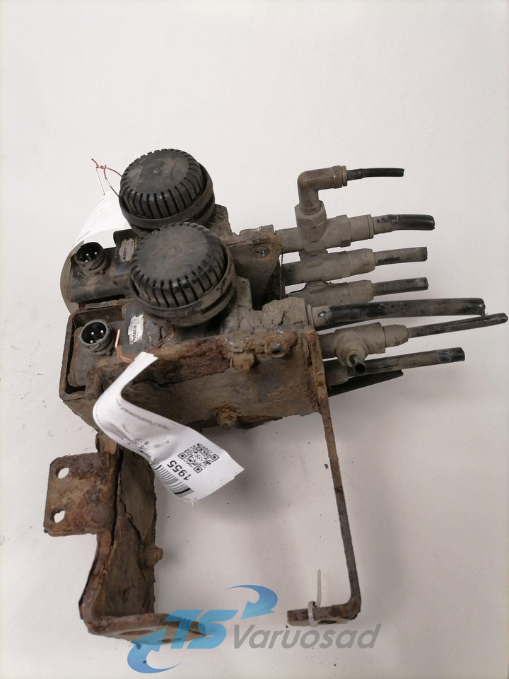 Volvo Air suspension control valve, ECAS 20514450 - Brake valve for Truck: picture 1 Volvo Air suspension control valve, ECAS 20514450 - Brake valve for Truck: picture 1