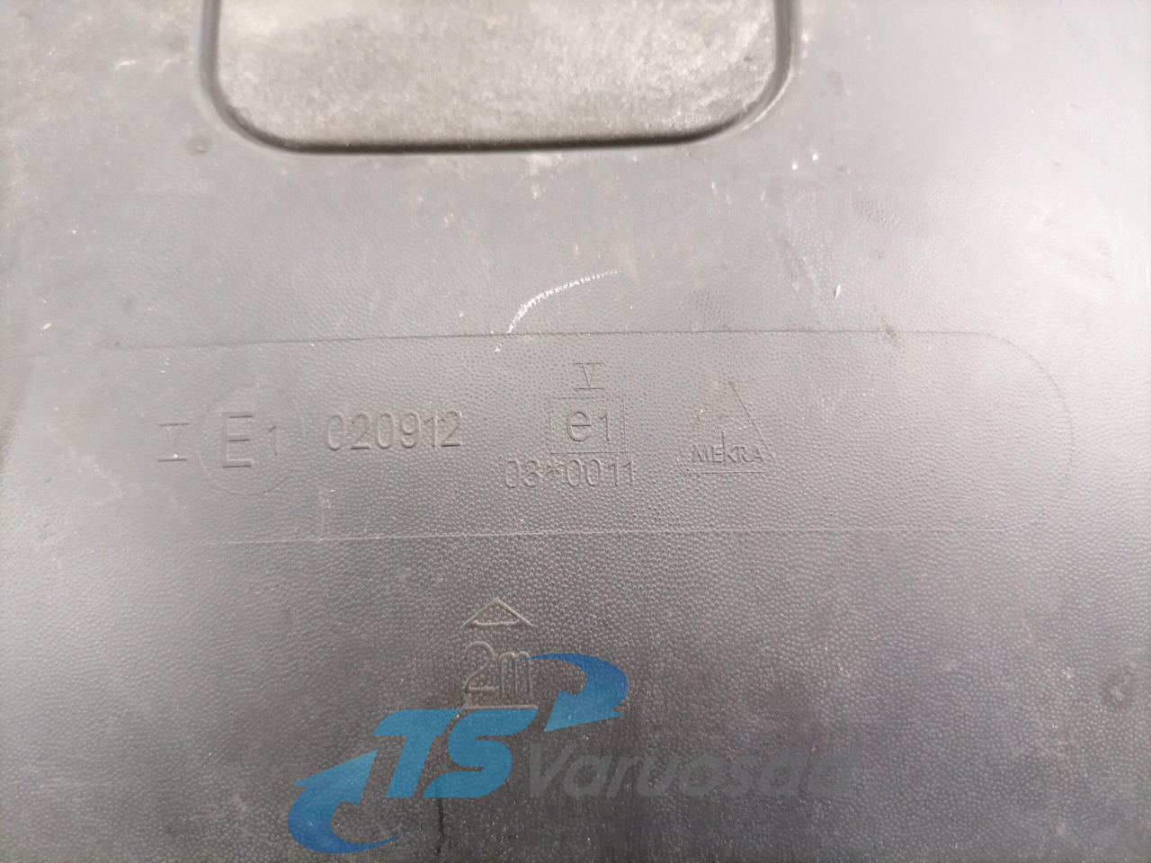 Volvo Allavaatepeegel 20707812 - Rear view mirror for Truck: picture 3 Volvo Allavaatepeegel 20707812 - Rear view mirror for Truck: picture 3