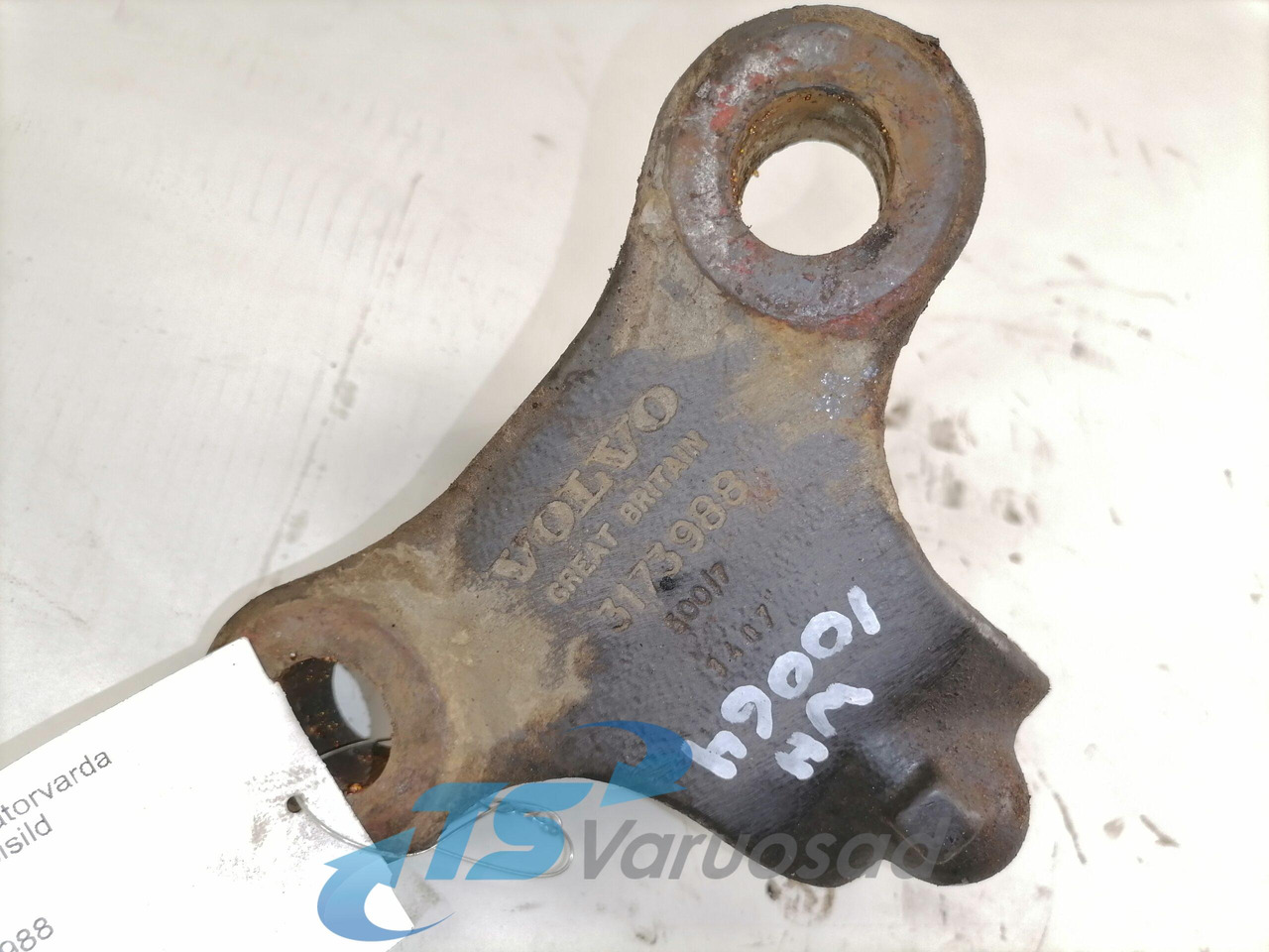 Volvo Anti-roll bar bracket 3173988 - Anti-roll bar for Truck: picture 2 Volvo Anti-roll bar bracket 3173988 - Anti-roll bar for Truck: picture 2