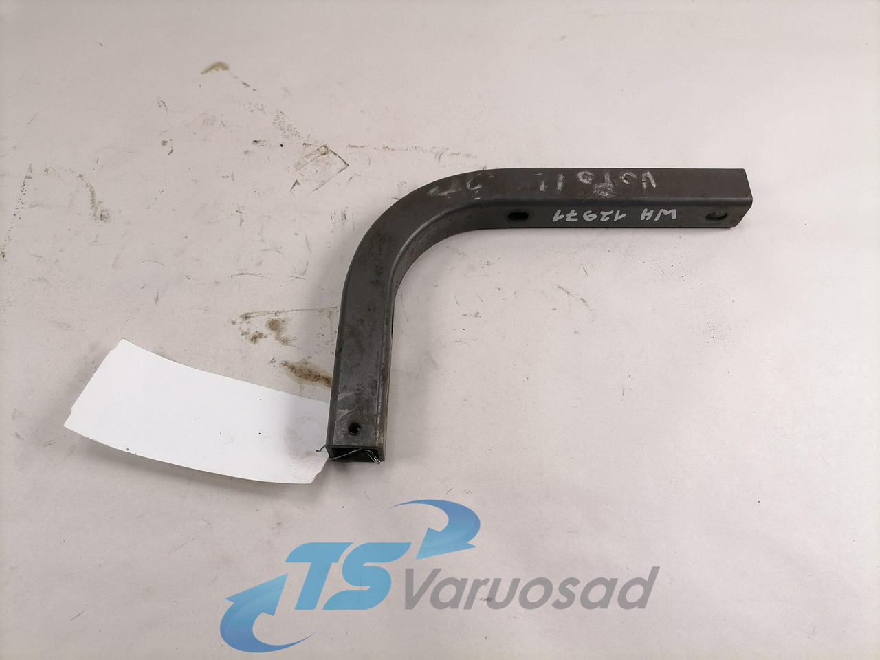 Volvo Bracket 82158835 - Frame/ Chassis for Truck: picture 1 Volvo Bracket 82158835 - Frame/ Chassis for Truck: picture 1