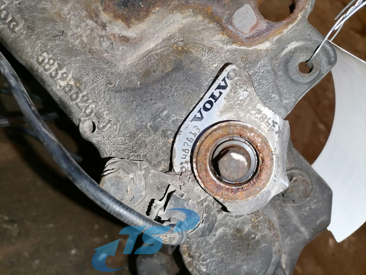 Volvo Brake caliper 21487613 - Brake parts for Truck: picture 4 Volvo Brake caliper 21487613 - Brake parts for Truck: picture 4