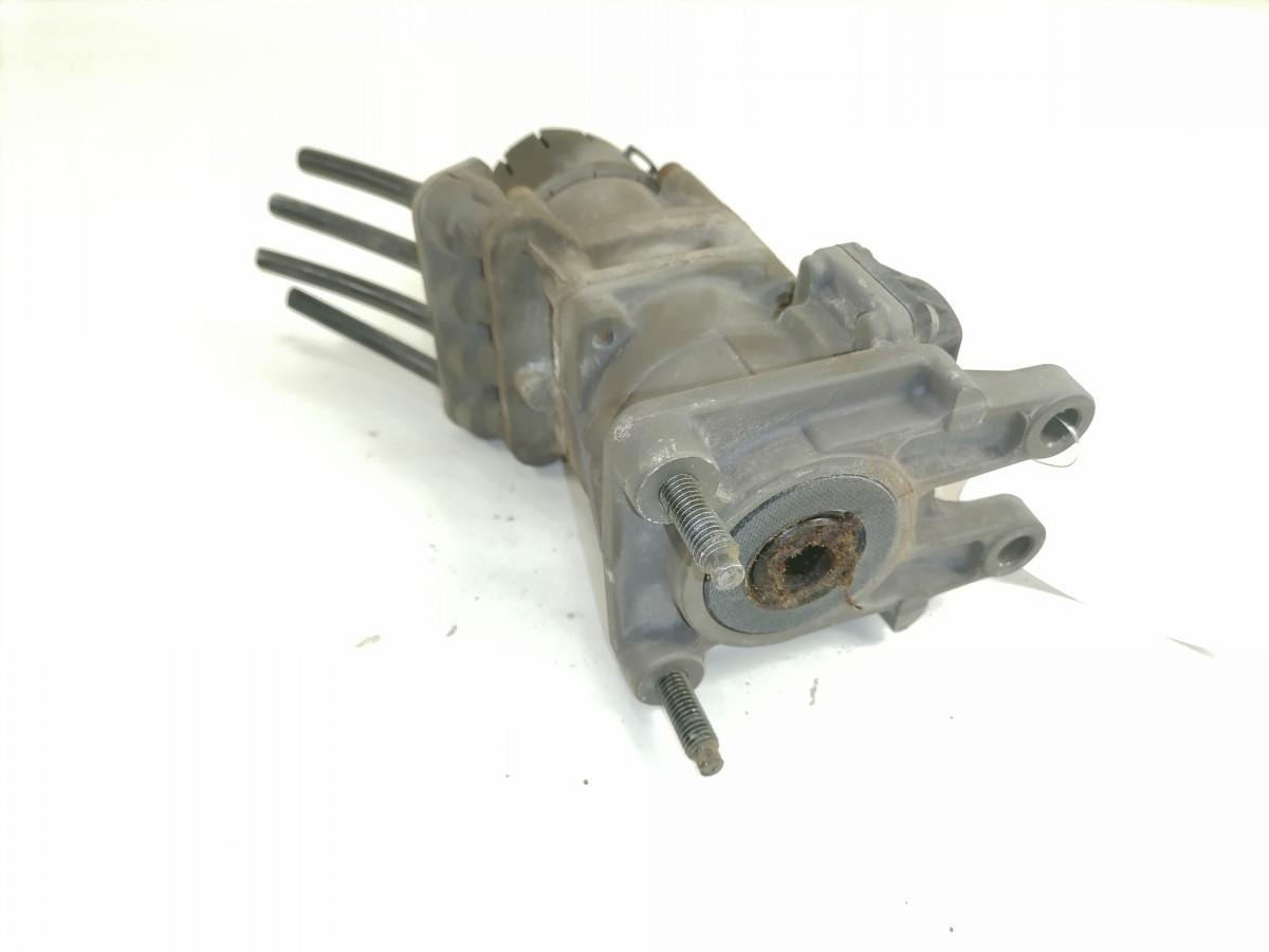 Volvo Brake pressure control K001894 - Brake valve for Truck: picture 1 Volvo Brake pressure control K001894 - Brake valve for Truck: picture 1
