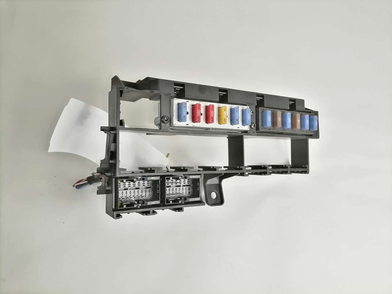 Volvo Central electric unit 21218495 - Fuse for Truck: picture 1 Volvo Central electric unit 21218495 - Fuse for Truck: picture 1