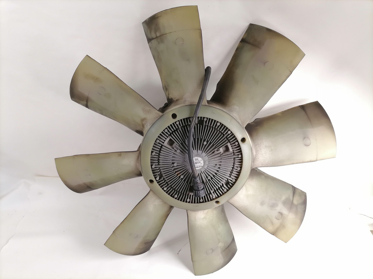 Volvo Cooling fan 20805997 - Fan for Truck: picture 2 Volvo Cooling fan 20805997 - Fan for Truck: picture 2