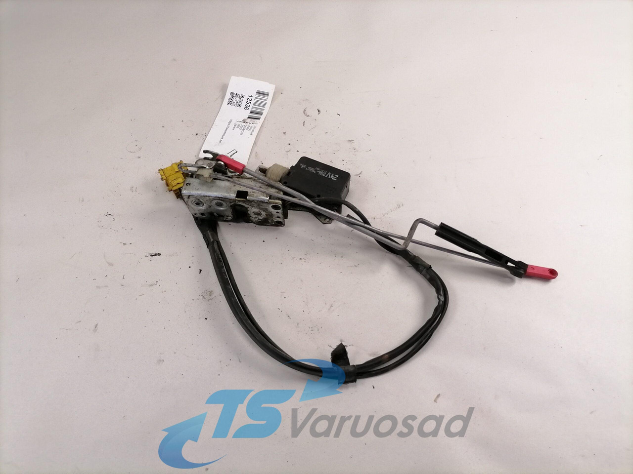 Volvo Door lock 20588326 - Door and parts for Truck: picture 1 Volvo Door lock 20588326 - Door and parts for Truck: picture 1