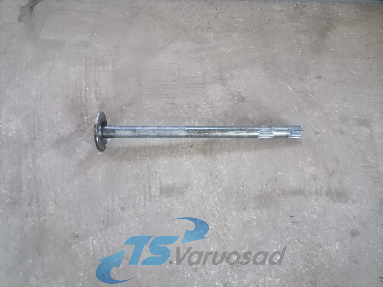 Volvo Drive shaft 1524628 - Drive shaft for Truck: picture 1 Volvo Drive shaft 1524628 - Drive shaft for Truck: picture 1