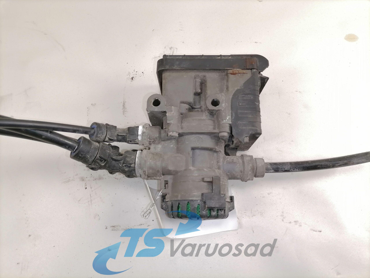 Volvo EBS brake valve 22225550 - Brake valve for Truck: picture 3 Volvo EBS brake valve 22225550 - Brake valve for Truck: picture 3
