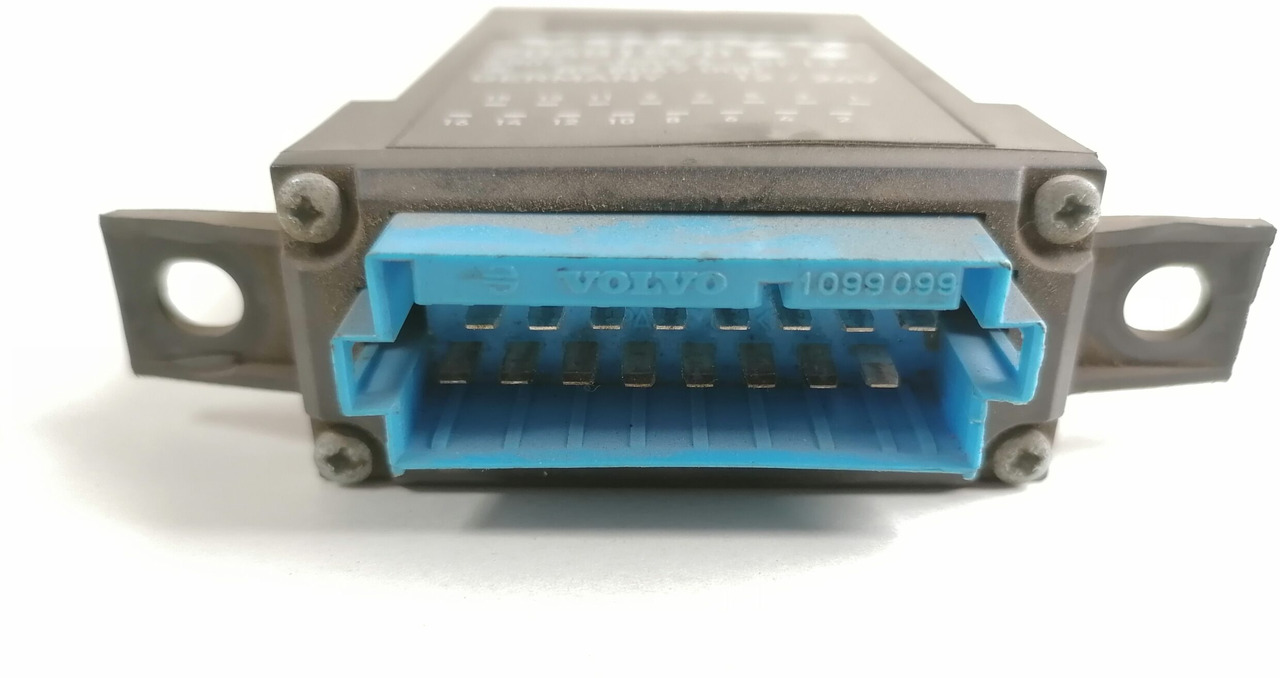 Volvo Ecu, door lock 20481570 - ECU for Truck: picture 2 Volvo Ecu, door lock 20481570 - ECU for Truck: picture 2