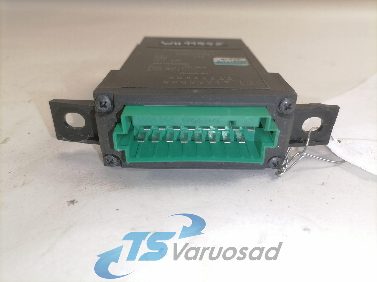 Volvo Ecu, door lock 20823951 - ECU for Truck: picture 2 Volvo Ecu, door lock 20823951 - ECU for Truck: picture 2