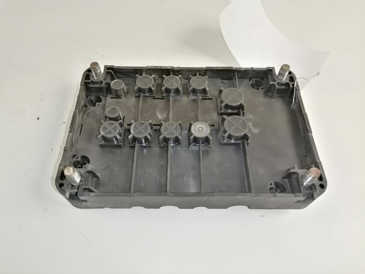 Volvo Fuse box 20512928 - Fuse for Truck: picture 3 Volvo Fuse box 20512928 - Fuse for Truck: picture 3