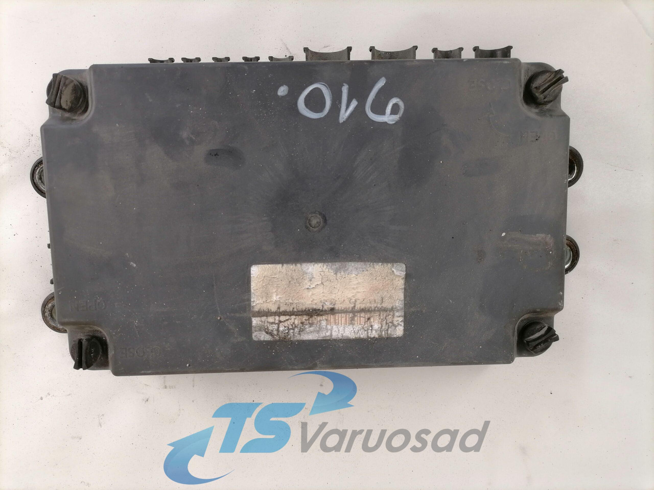 Volvo Fuse box 21717590 - Fuse for Truck: picture 1 Volvo Fuse box 21717590 - Fuse for Truck: picture 1