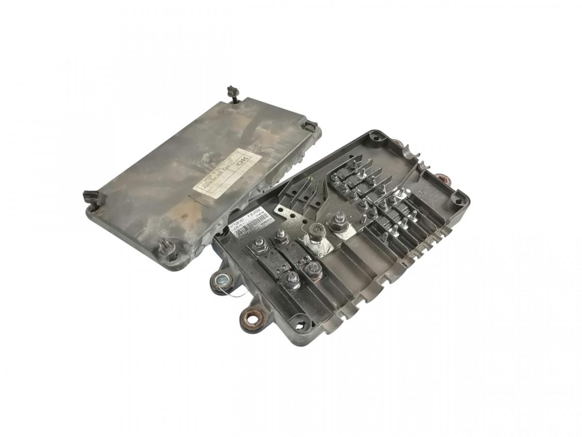 Volvo Fuse box 21728187 - Fuse for Truck: picture 1 Volvo Fuse box 21728187 - Fuse for Truck: picture 1