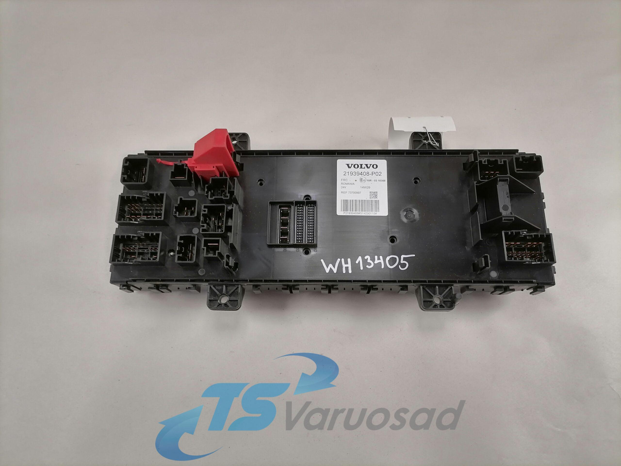 Volvo Fuse box 21939408 - Fuse for Truck: picture 2 Volvo Fuse box 21939408 - Fuse for Truck: picture 2