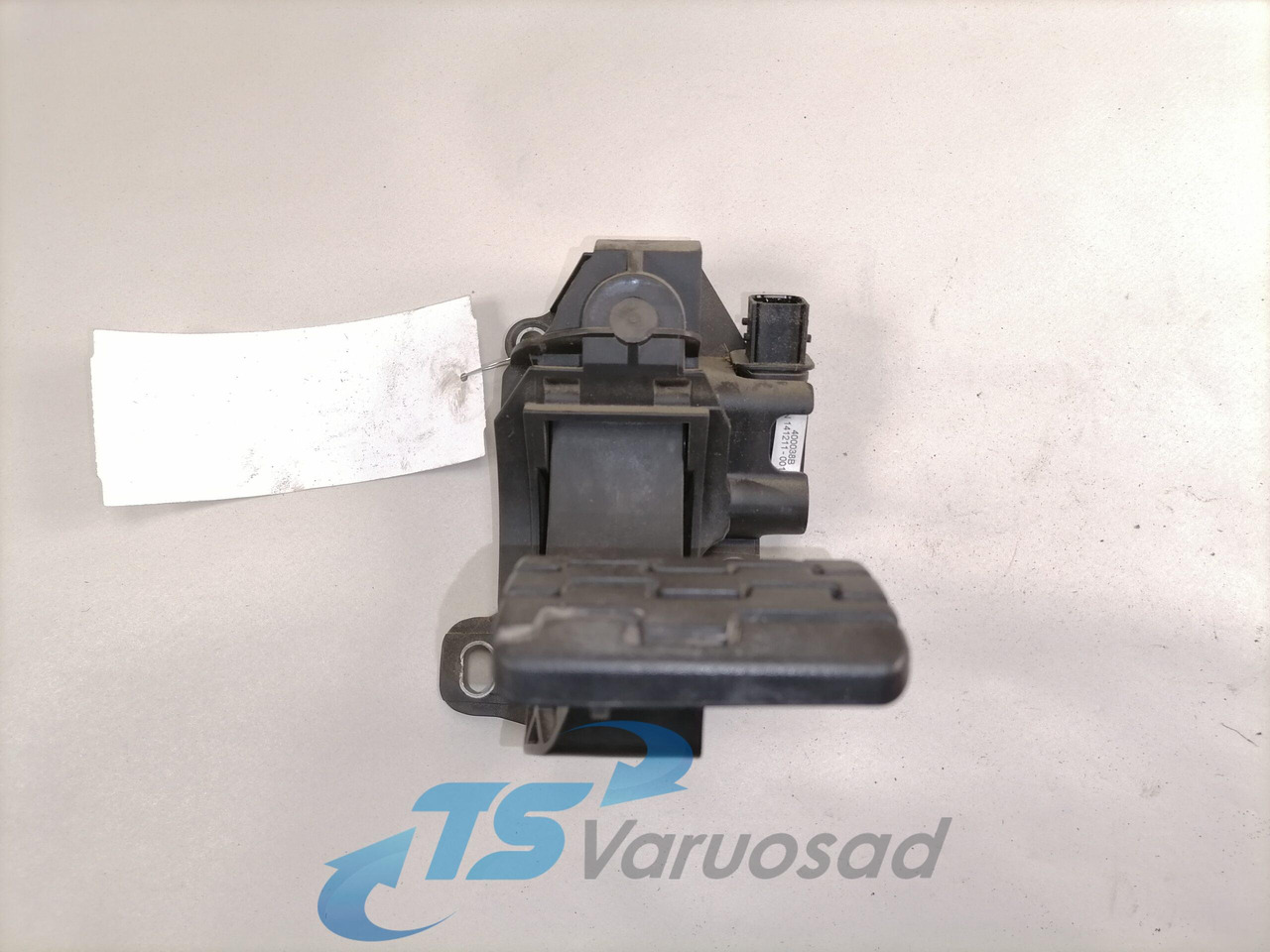 Volvo Gaasipedaal reostaadiga 84541221 - Fuel system for Truck: picture 2 Volvo Gaasipedaal reostaadiga 84541221 - Fuel system for Truck: picture 2