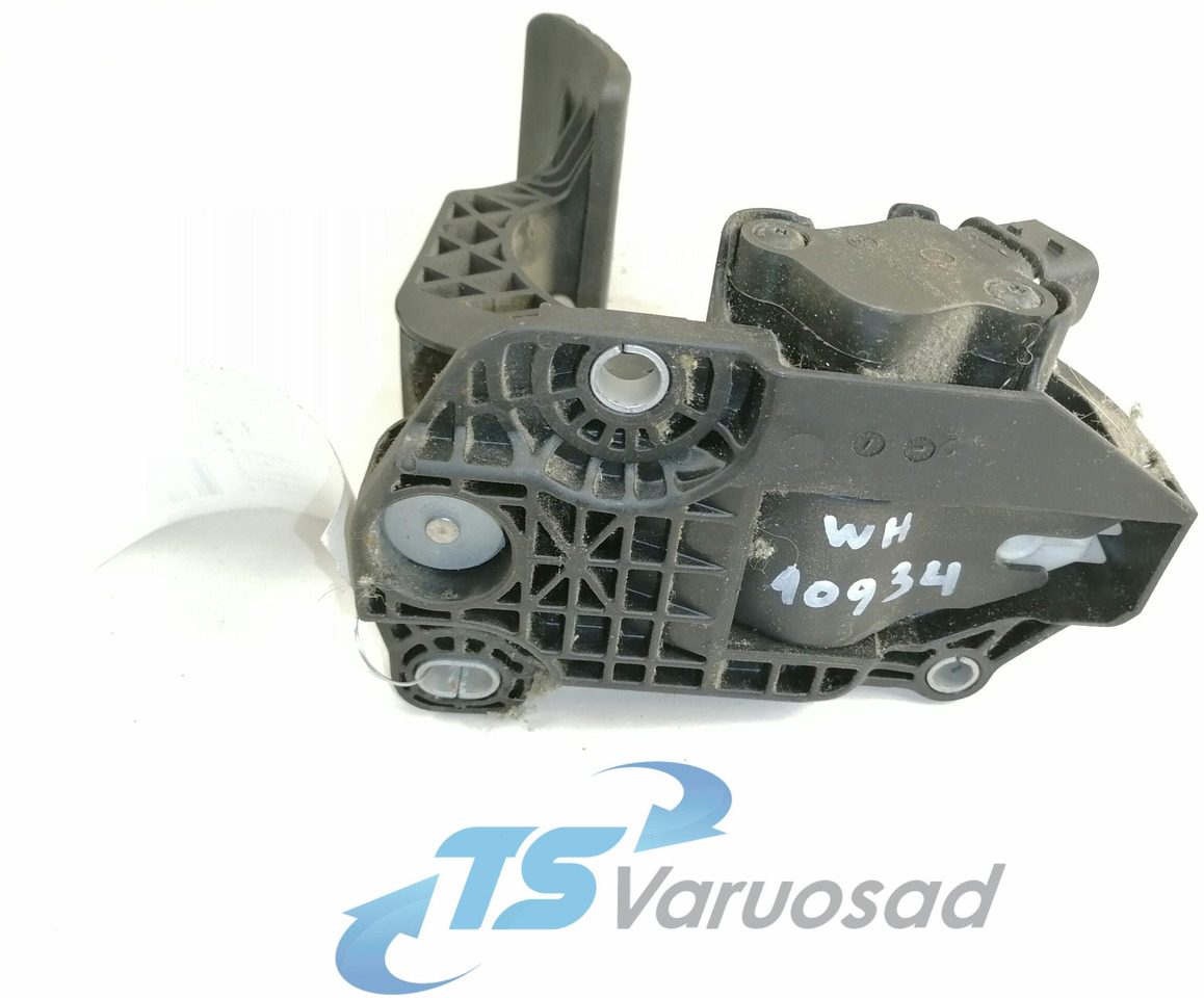 Volvo Gaasipedaal reostaadiga 84541221 - Fuel system for Truck: picture 2 Volvo Gaasipedaal reostaadiga 84541221 - Fuel system for Truck: picture 2