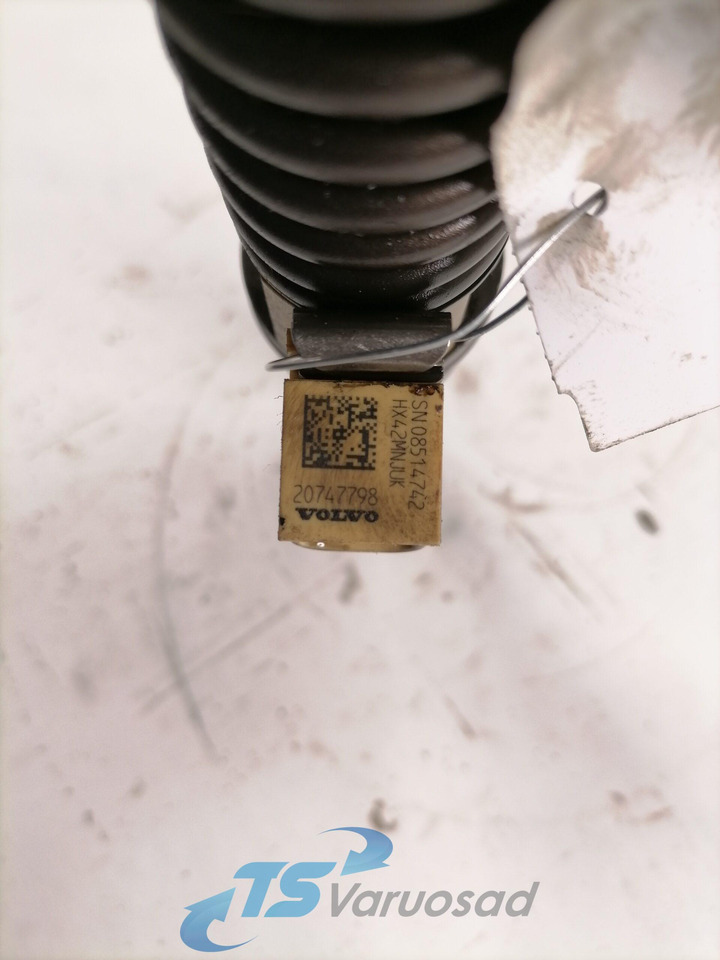 Volvo Injector 20747798 - Fuel pump for Truck: picture 3 Volvo Injector 20747798 - Fuel pump for Truck: picture 3