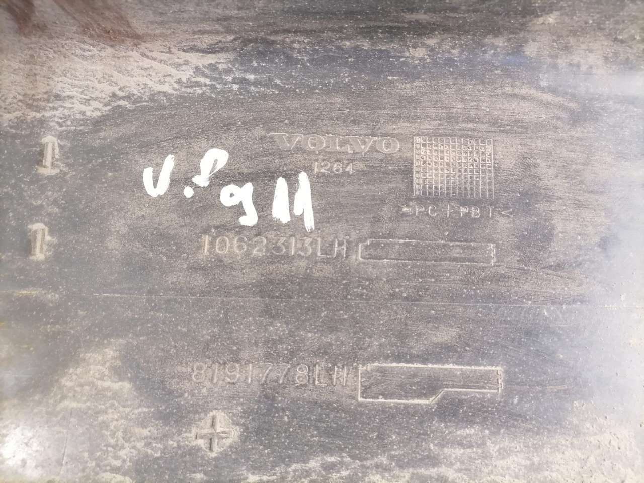 Volvo Kabiini pikendus 8191778 - Universal part for Truck: picture 4 Volvo Kabiini pikendus 8191778 - Universal part for Truck: picture 4