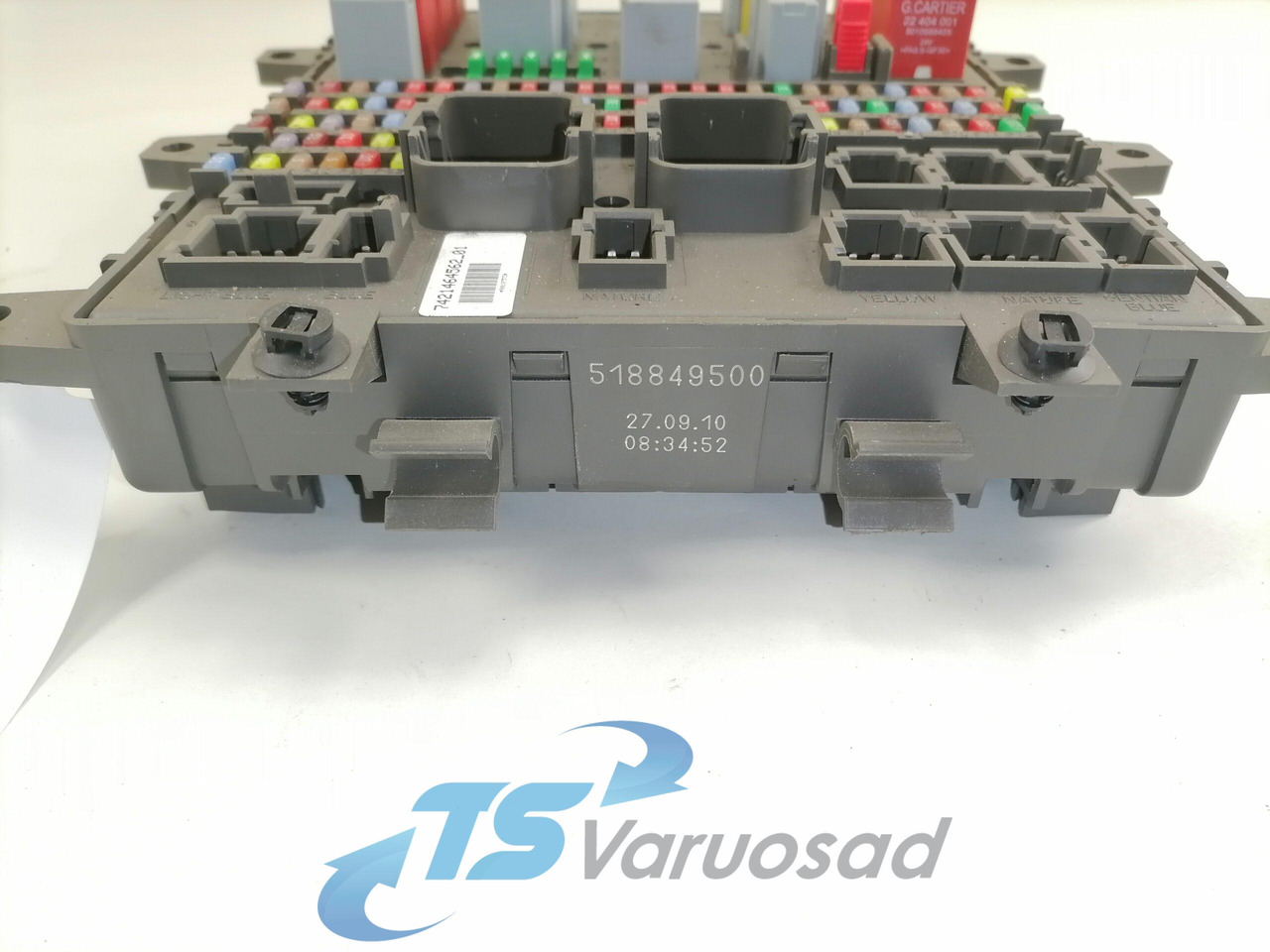 Volvo Kaitsmepaneel 7421464562 - Fuse for Truck: picture 2 Volvo Kaitsmepaneel 7421464562 - Fuse for Truck: picture 2