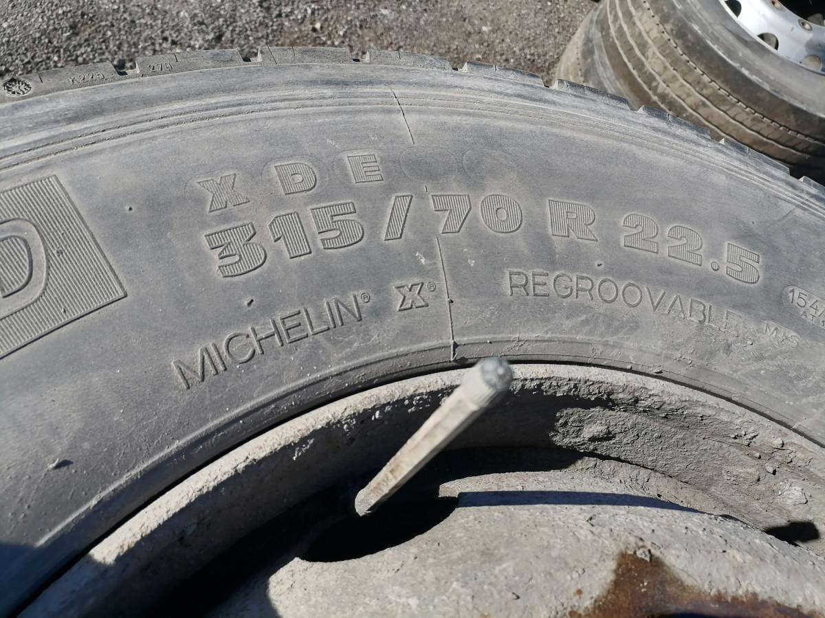 Volvo Michelin 315/70R22,5 31570R225 - Wheels and tires for Truck: picture 5 Volvo Michelin 315/70R22,5 31570R225 - Wheels and tires for Truck: picture 5