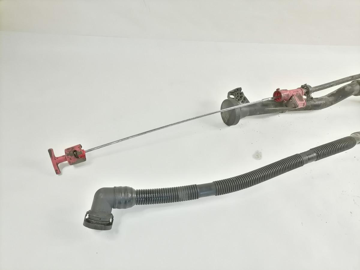 Volvo Oil pipe 22093225 - Engine and parts for Truck: picture 3 Volvo Oil pipe 22093225 - Engine and parts for Truck: picture 3