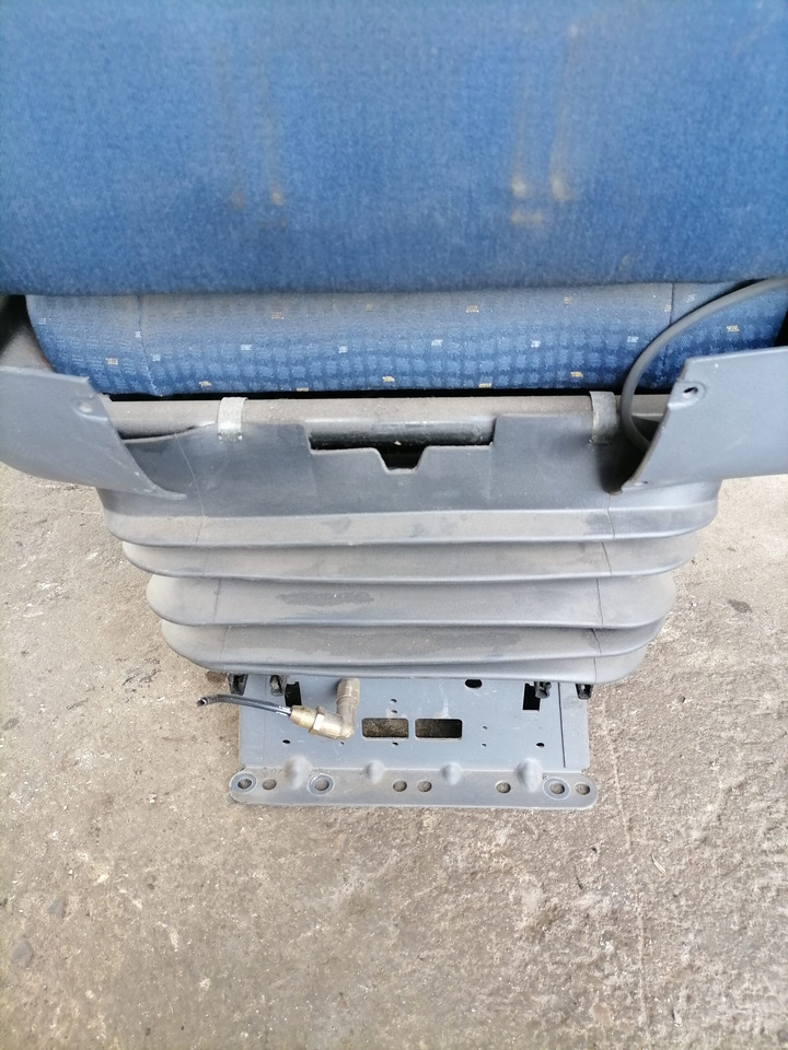 Volvo Passenger seat 20591478 - Seat for Truck: picture 5 Volvo Passenger seat 20591478 - Seat for Truck: picture 5