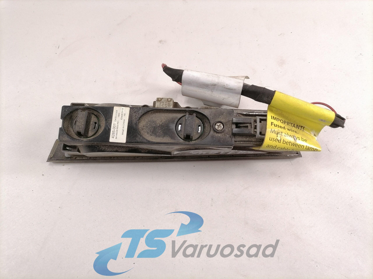 Volvo Salongi valgusti 84144229 - Universal part for Truck: picture 2 Volvo Salongi valgusti 84144229 - Universal part for Truck: picture 2