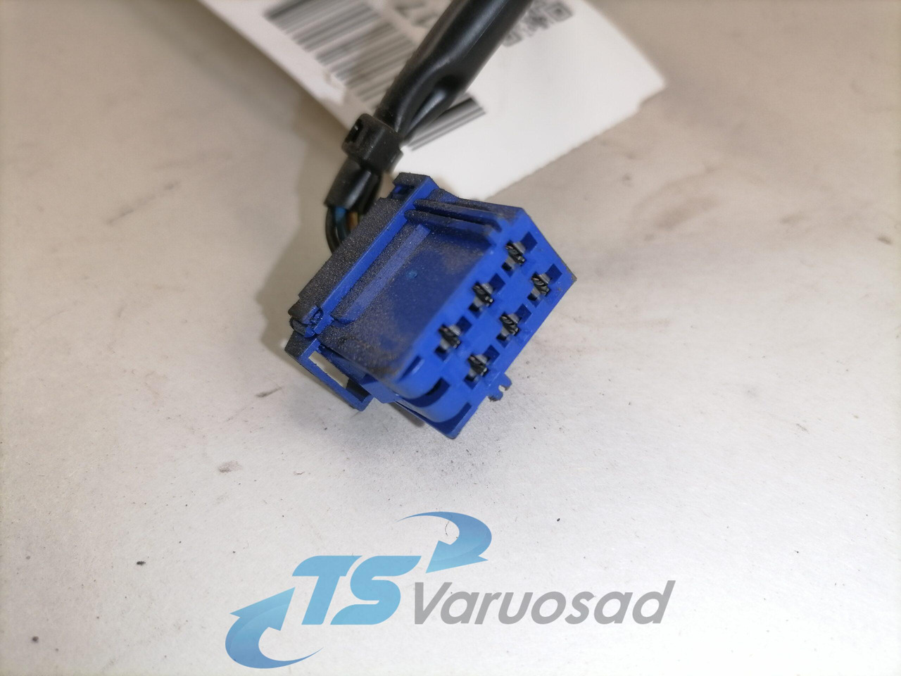 Volvo Switch 20399175 - Electrical system for Truck: picture 2 Volvo Switch 20399175 - Electrical system for Truck: picture 2