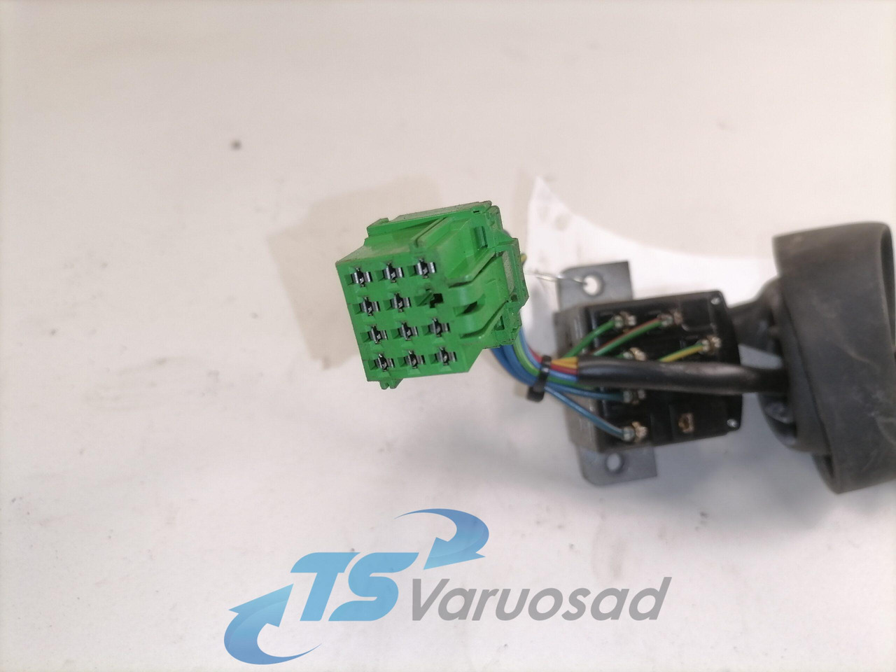 Volvo Switch, wipers 20553738 - Electrical system for Truck: picture 2 Volvo Switch, wipers 20553738 - Electrical system for Truck: picture 2