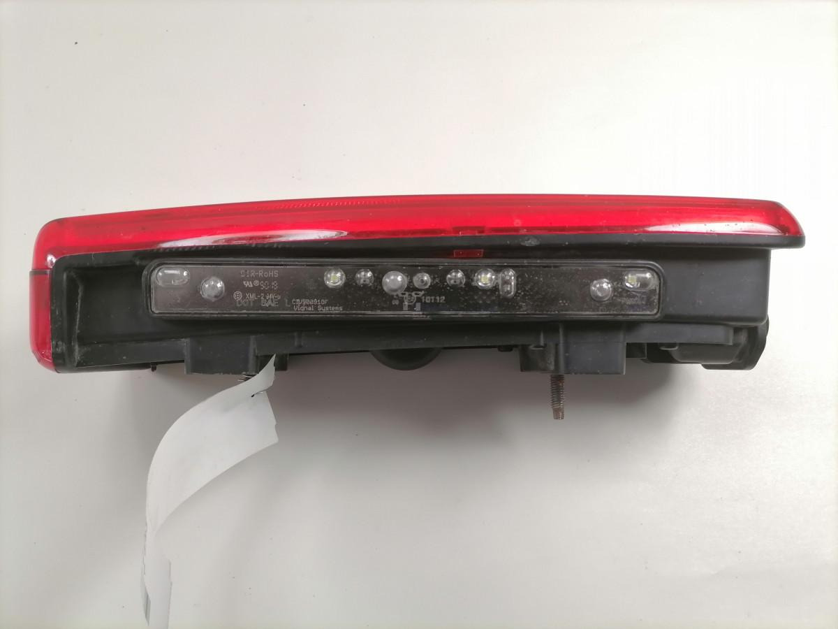 Volvo Tagatuli, vasak (LED) 23522307 - Tail light for Truck: picture 4 Volvo Tagatuli, vasak (LED) 23522307 - Tail light for Truck: picture 4