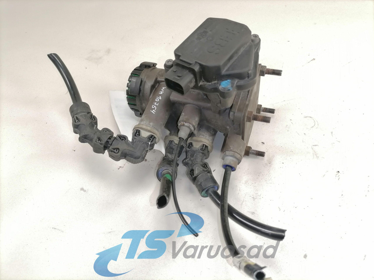 Volvo Trailer brake pressure control 21114977 - Brake valve for Truck: picture 2 Volvo Trailer brake pressure control 21114977 - Brake valve for Truck: picture 2