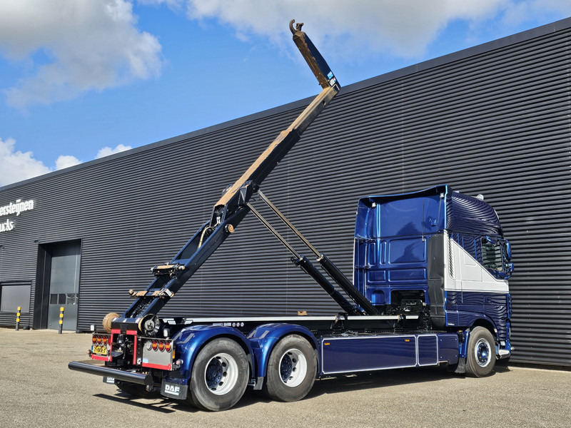 DAF XF 530 SSC 6x2 VDL HOOKLIFT 660 cm - Hook lift truck: picture 2 DAF XF 530 SSC 6x2 VDL HOOKLIFT 660 cm - Hook lift truck: picture 2