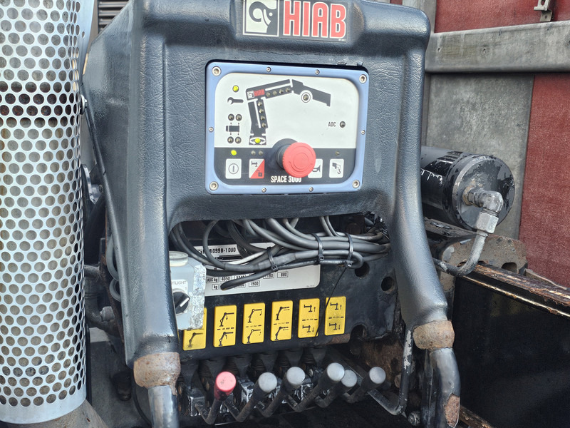 MAN TGL 12.220 / HIAB CRANE / MACHINE TRANSPORT - Crane truck: picture 3 MAN TGL 12.220 / HIAB CRANE / MACHINE TRANSPORT - Crane truck: picture 3