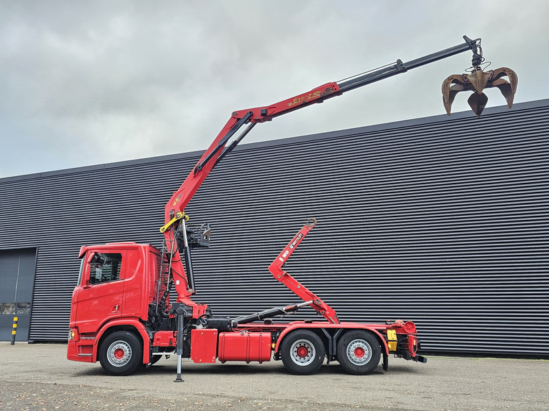 Scania R520 V8 6x2/4 / EPSILON CRANE + HOOKLIFT - Hook lift truck, Crane truck: picture 3 Scania R520 V8 6x2/4 / EPSILON CRANE + HOOKLIFT - Hook lift truck, Crane truck: picture 3