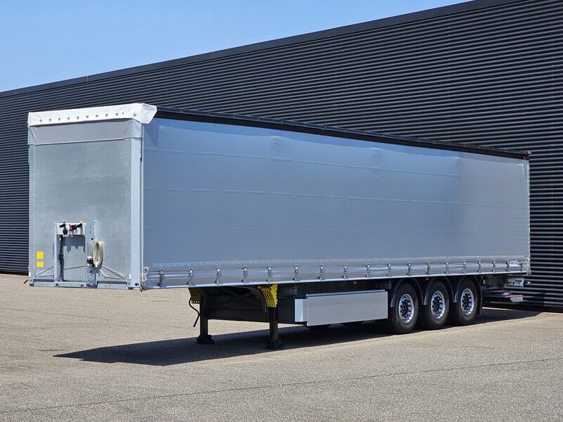 Schmitz Cargobull SCB*S3 / TAIL LIFT -LBW / LIFT AXLE - Curtainsider semi-trailer: picture 1 Schmitz Cargobull SCB*S3 / TAIL LIFT -LBW / LIFT AXLE - Curtainsider semi-trailer: picture 1