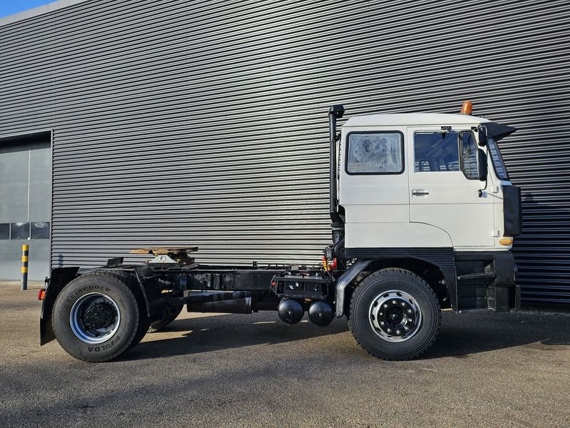 DAF 3300 4x2 - Tractor unit: picture 2 DAF 3300 4x2 - Tractor unit: picture 2