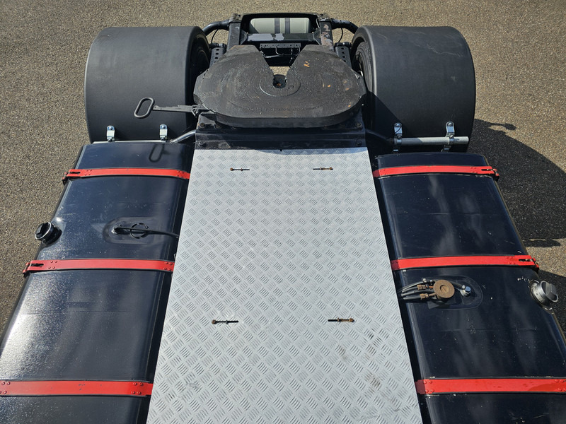 Scania R164.580 V8 / MANUAL / RETARDER / TOPLINE - Tractor unit: picture 4 Scania R164.580 V8 / MANUAL / RETARDER / TOPLINE - Tractor unit: picture 4