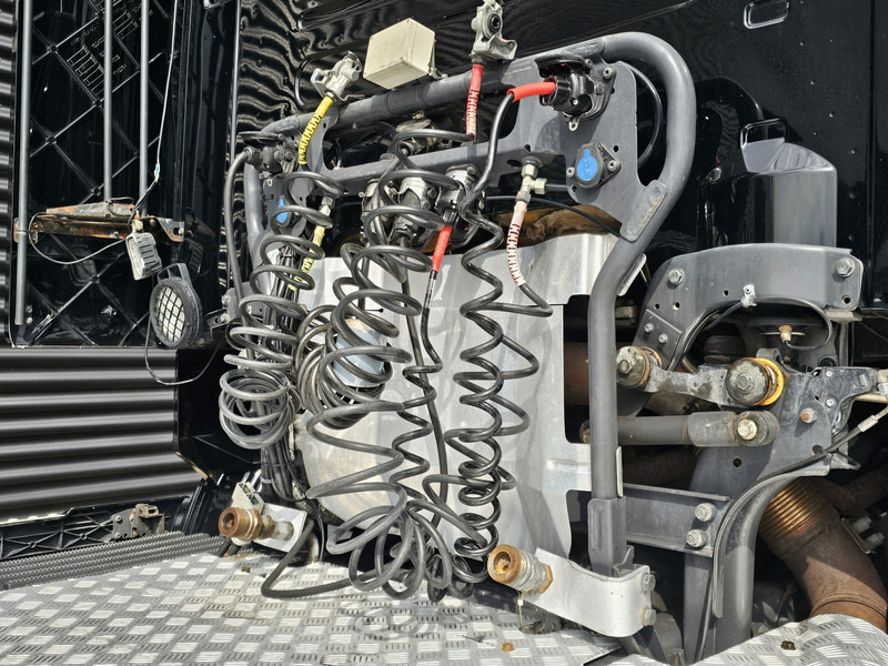 Tractor unit Scania R730 V8 4x2 TOPLINE / FULL AIR / RETARDER / HYDRAULIC: picture 15