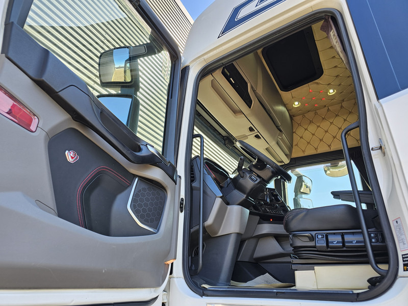Tractor unit Scania S580 / V8 / 6X2 / FULL AIR / BOOGIE / RETARDER: picture 9