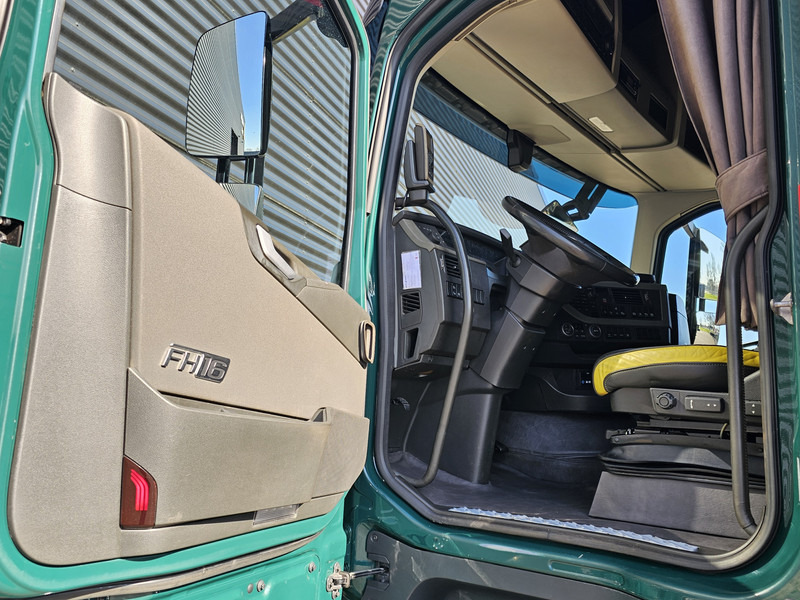 Tractor unit Volvo FH16.650 / RETARDER / FULL AIR / NL-TRUCK: picture 11