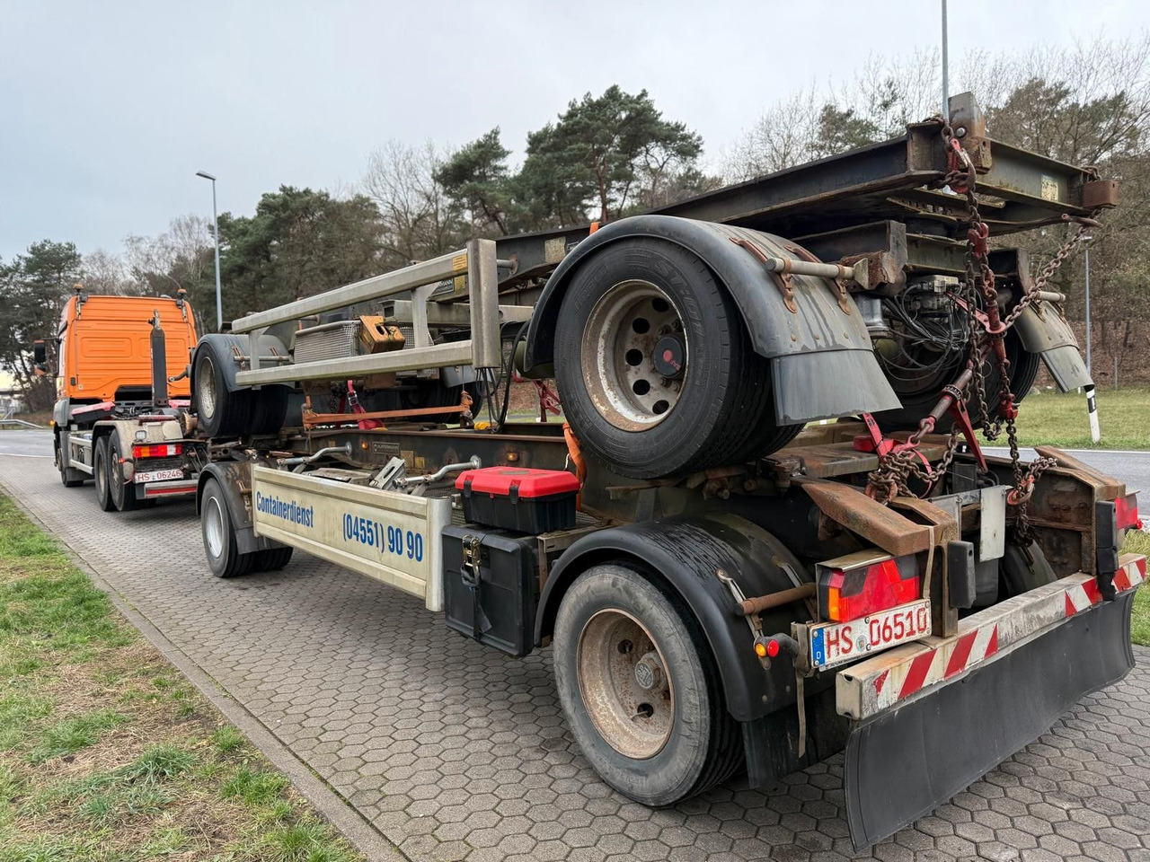 Hüffermann HSA 18.70 Schlittenabroller Containeranhänger 2x - Roll-off/ Skip trailer: picture 4 Hüffermann HSA 18.70 Schlittenabroller Containeranhänger 2x - Roll-off/ Skip trailer: picture 4