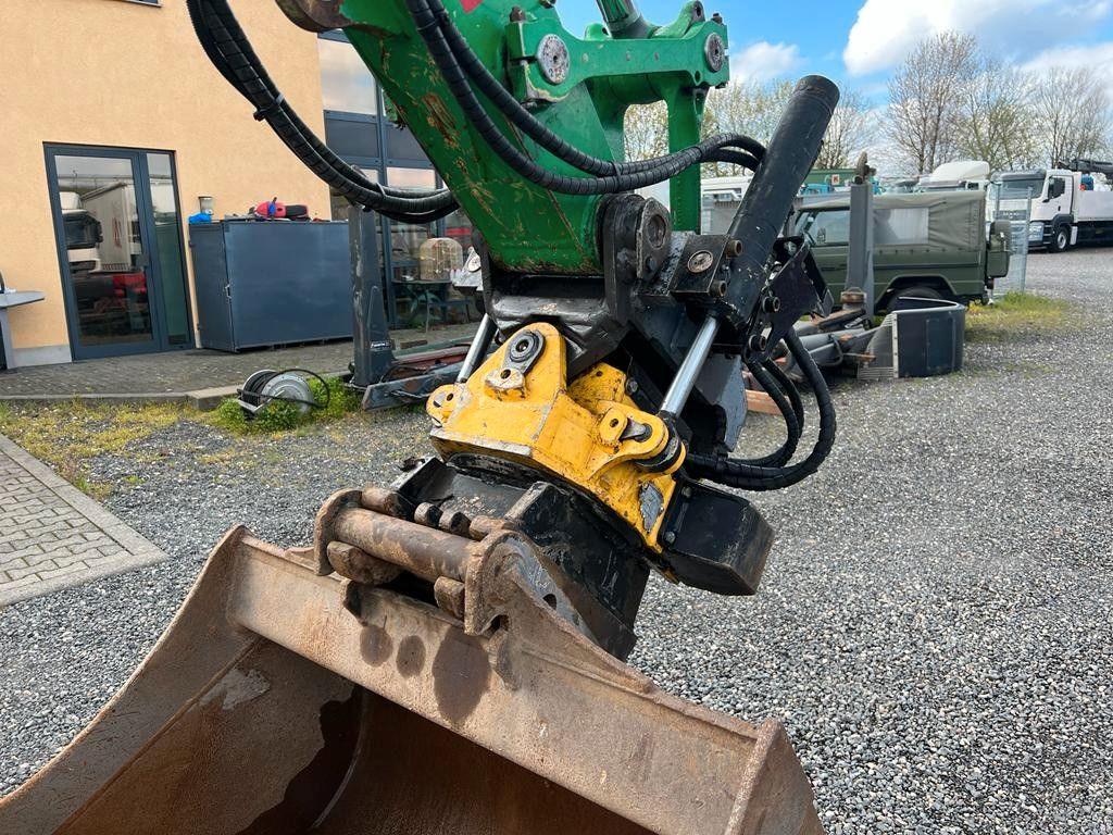 Leasing of Liebherr A 912 Compact 3X Löffel 3 X Buckets  Liebherr A 912 Compact 3X Löffel 3 X Buckets: picture 11