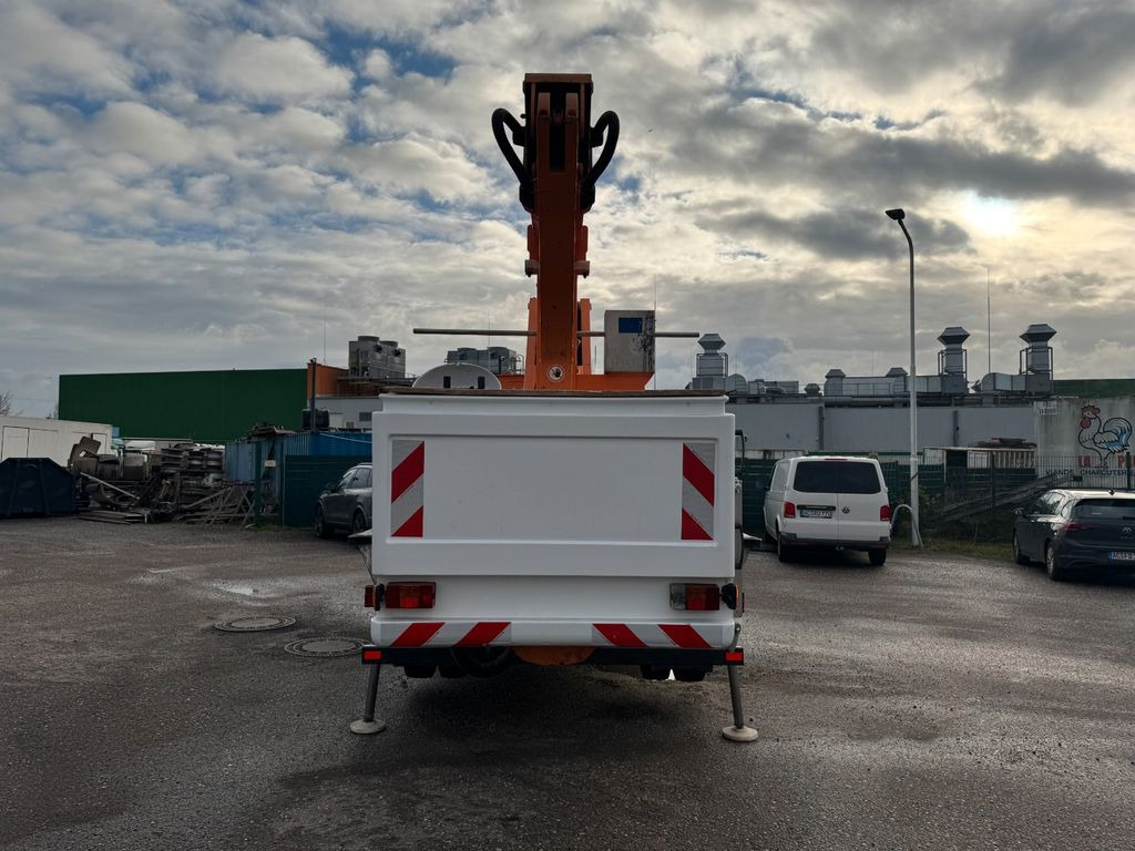 Truck mounted aerial platform, Van Mercedes-Benz 815 4x2 Hubarbeitsbühne Wumag  170 high 17 m: picture 10