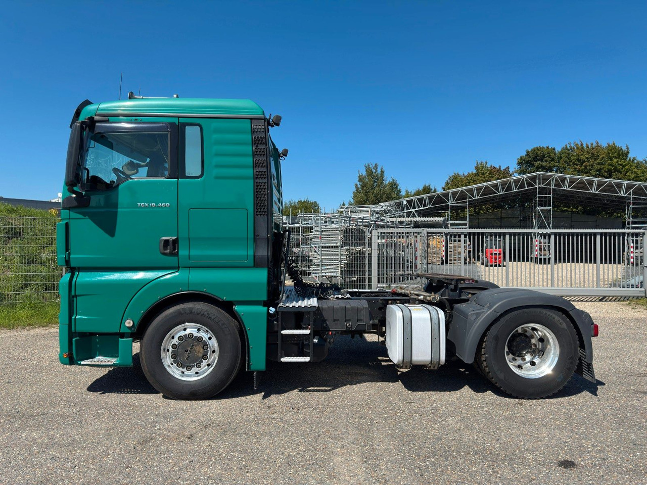 Leasing of MAN 18.460 4x2 Kipphydr. | Standheiz. | Top Zustand MAN 18.460 4x2 Kipphydr. | Standheiz. | Top Zustand: picture 8 Leasing of MAN 18.460 4x2 Kipphydr. | Standheiz. | Top Zustand MAN 18.460 4x2 Kipphydr. | Standheiz. | Top Zustand: picture 8