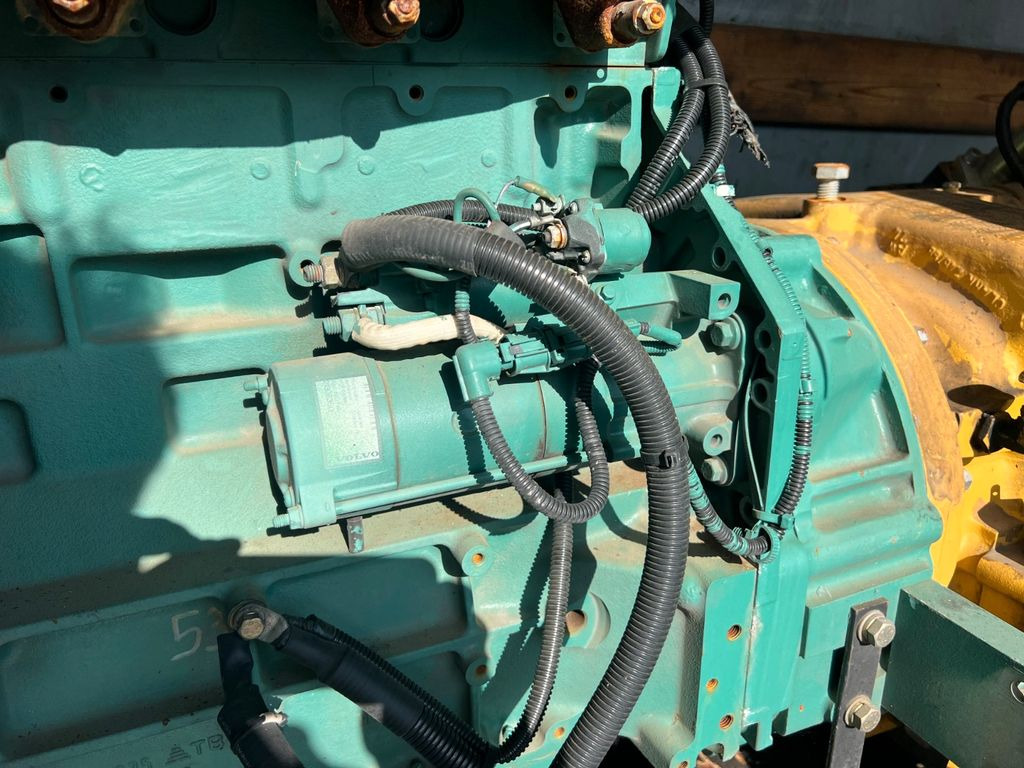 Engine for Truck VOLVO PENTA & DANA SPICER Top Zustand VOLVO PENTA & DANA SPICER Top Zustand: picture 19 Engine for Truck VOLVO PENTA & DANA SPICER Top Zustand VOLVO PENTA & DANA SPICER Top Zustand: picture 19